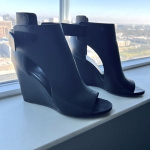 VINCE wedge heels